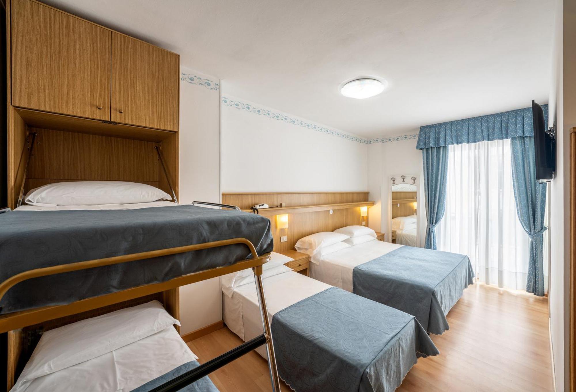 Hotel Laurin Lido di Jesolo Quarto foto